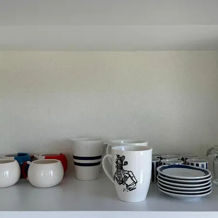 Appartement Penthouse In Lapta, A Cozy Coastal Retreat *