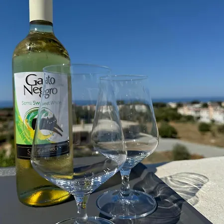 Penthouse In Lapta, A Cozy Coastal Retreat Apartment Lapithos (Northern Cyprus)