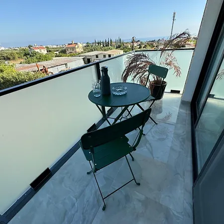 Apartment Penthouse In Lapta, A Cozy Coastal Retreat *