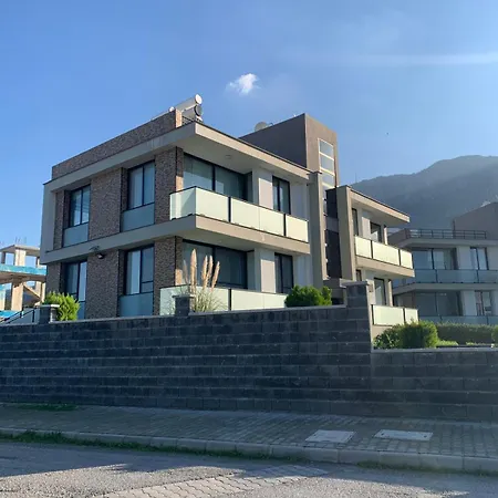 Apartment Penthouse In Lapta, A Cozy Coastal Retreat *