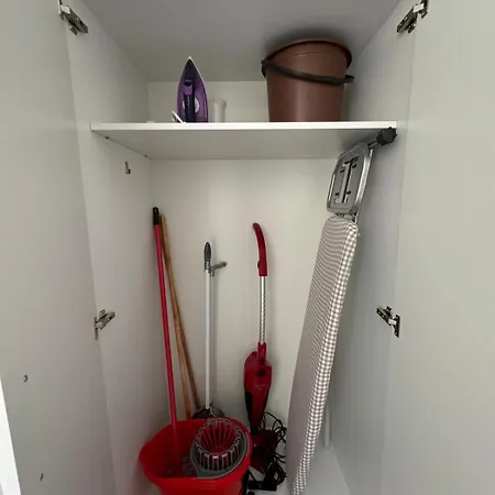 Penthouse In Lapta, A Cozy Coastal Retreat *